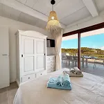 222 Seafront With Access In - By Coral Apartment *