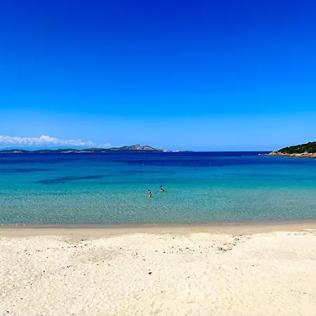 Appartement 222 Seafront Apartment With Beach Access In Baja Sardinia - By Coral Property *