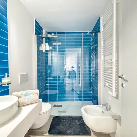 222 Seafront Apartment With Beach Access In Baja Sardinia - By Coral Property Baja Sardinia